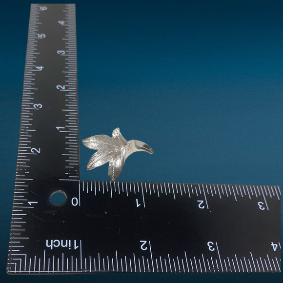 Vtg 1960's Coro Dimensional Lily Floral Silver Tone Clip On Earrings Couture - Picture 5 of 6